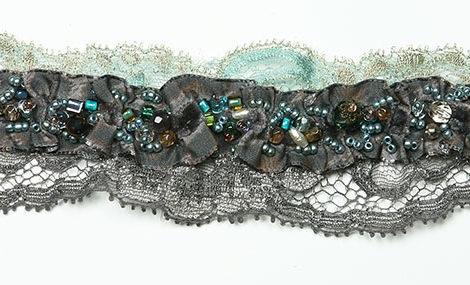 Collier bleu